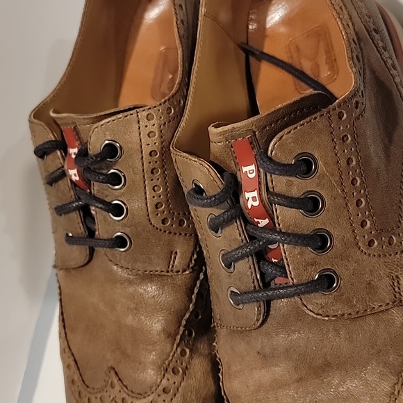 Prada size 9 gorgeous shoes brown wingtips - Picture 3 of 6